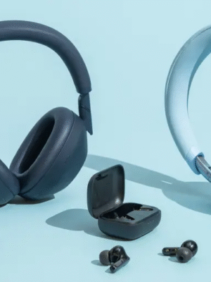 Headphones & Headsets